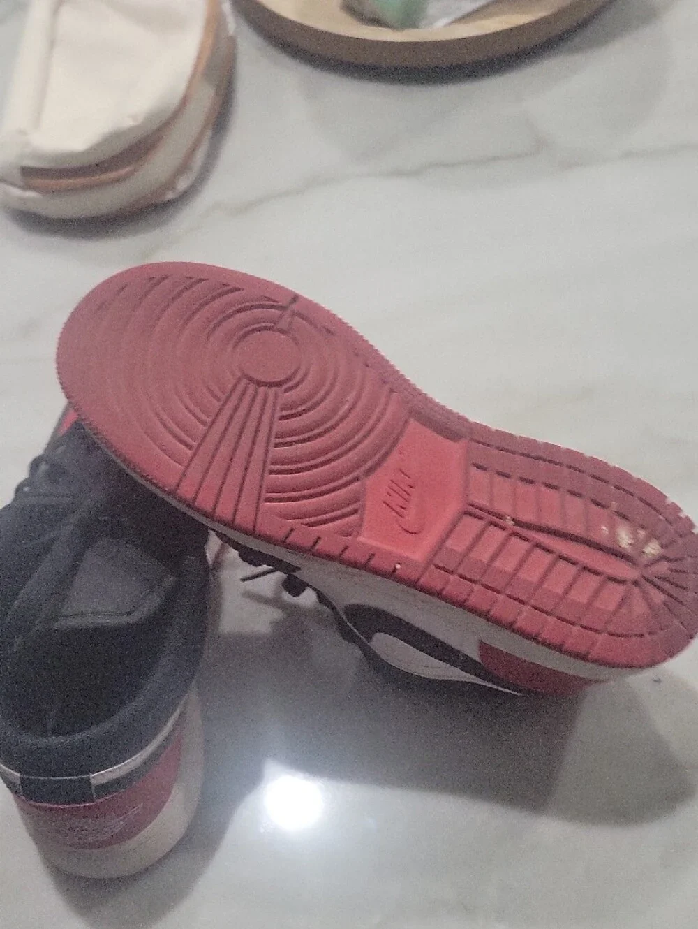 Nike Black Inner Tongue Label Sneakers (Youth 4.5Y)
